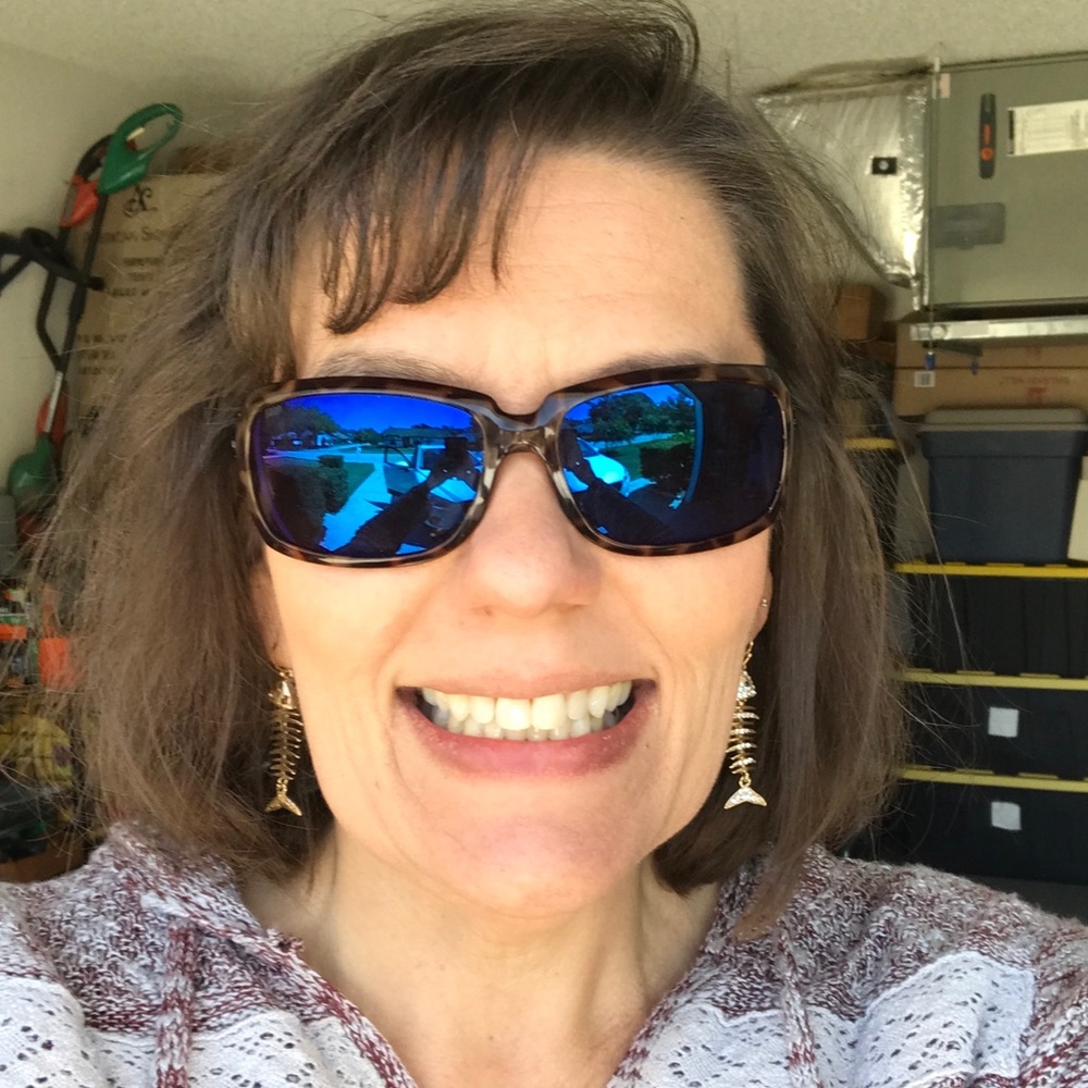 Meet your Posher, Tina